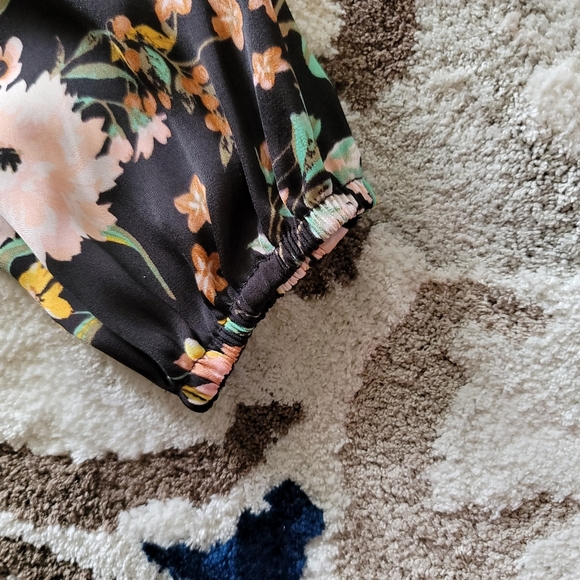 Lauren Conrad Button down blouse - Picture 4 of 6